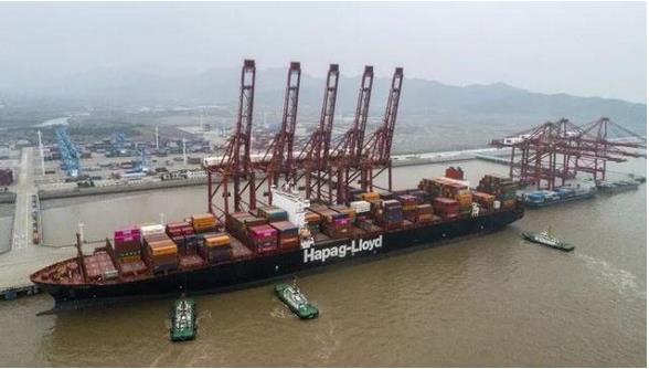 2018年，我國(guó)外貿(mào)進(jìn)出口總值30.51萬(wàn)億元人民幣，其中，出口16.42萬(wàn)億元，進(jìn)口14.09萬(wàn)億元